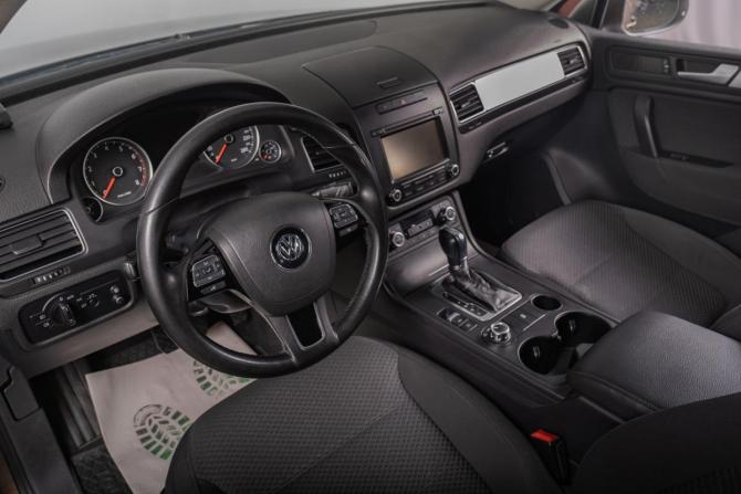 Volkswagen Touareg II с пробегом 2012 года, цена 2 369 000 рублей, 199600 км, внедорожник, Автокод Объявления