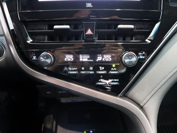 Toyota Camry VIII (XV70) Рестайлинг с пробегом 2021 года, цена 3 190 000 рублей, 100102 км, седан, Автокод Объявления