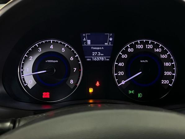 Hyundai Solaris I с пробегом 2013 года, цена 920 000 рублей, 163754 км, седан, Автокод Объявления