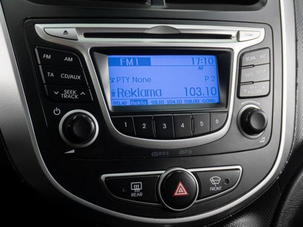 Hyundai Solaris I с пробегом 2014 года, цена 979 000 рублей, 165865 км, седан, Автокод Объявления