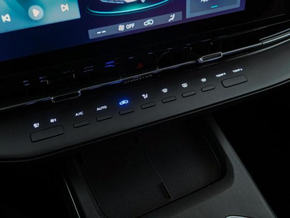 Changan UNI-S I с пробегом 2024 года, цена 2 287 444 рубля, 18283 км, внедорожник, Автокод Объявления