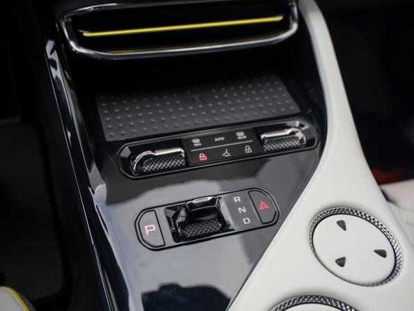Lotus Eletre с пробегом 2023 года, цена 9 399 000 рублей, 29180 км, внедорожник, Автокод Объявления