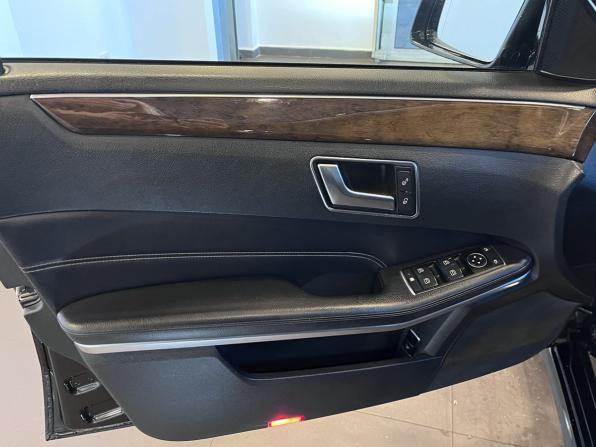 Mercedes-Benz E-Класс IV (W212 S212 C207) Рестайлинг с пробегом 2013 года, цена 1 890 000 рублей, 204258 км, седан, Автокод Объявления