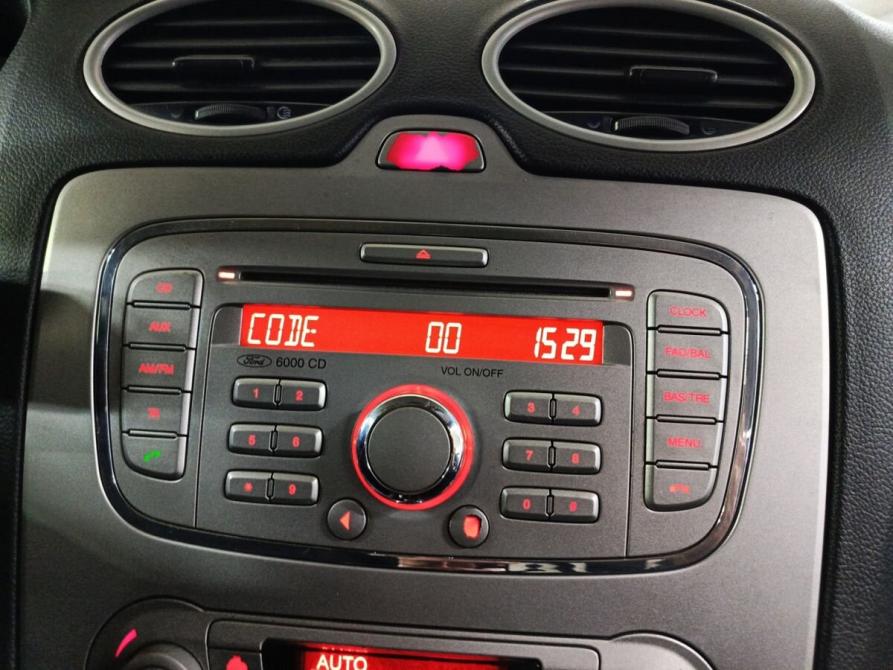 Ford Focus II Рестайлинг Набережные Челны  - изображение 18