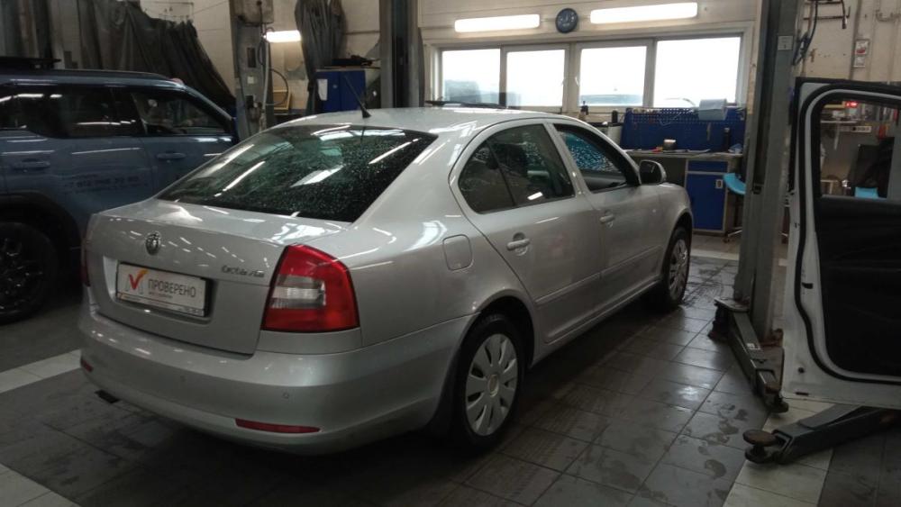 Skoda Octavia II (A5) Рестайлинг Санкт-Петербург  - изображение 3