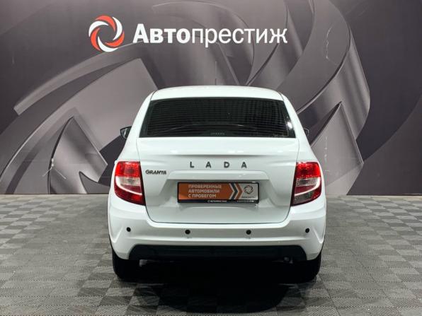 Lada (ВАЗ) Granta I Рестайлинг с пробегом 2023 года, цена 720 000 рублей, 48290 км, седан, Автокод Объявления