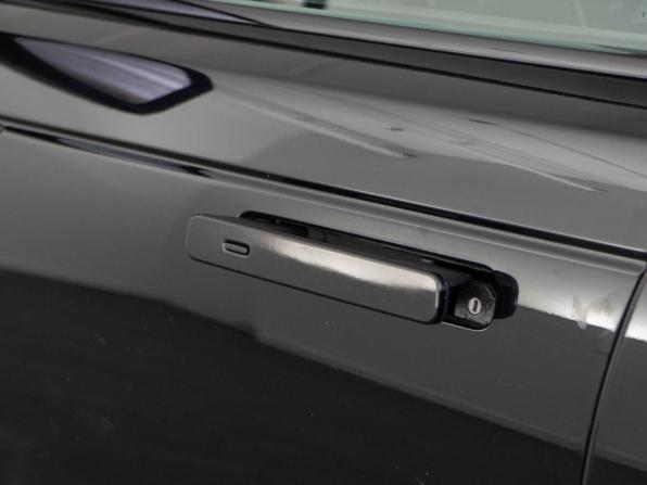 Land Rover Range Rover Velar I с пробегом 2018 года, цена 3 399 999 рублей, 132432 км, внедорожник, Автокод Объявления