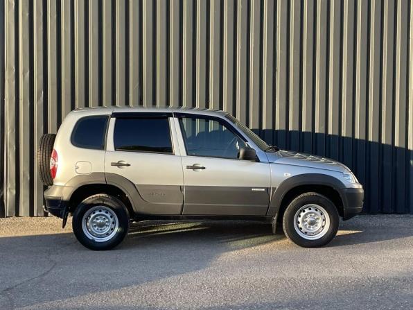 Chevrolet Niva I Рестайлинг с пробегом 2016 года, цена 705 000 рублей, 40208 км, внедорожник, Автокод Объявления