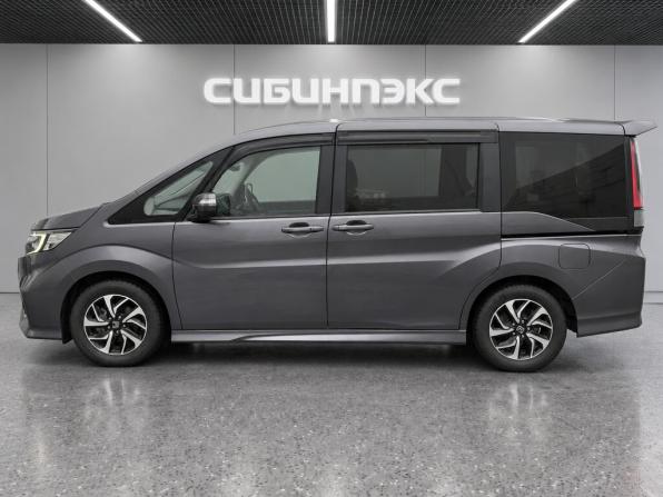 Honda Stepwgn V Рестайлинг с пробегом 2019 года, цена 2 149 000 рублей, 98500 км, минивэн, Автокод Объявления