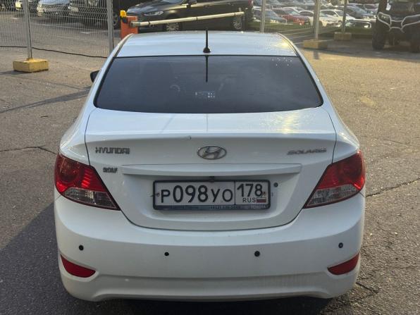 Hyundai Solaris I с пробегом 2014 года, цена 790 000 рублей, 140490 км, седан, Автокод Объявления