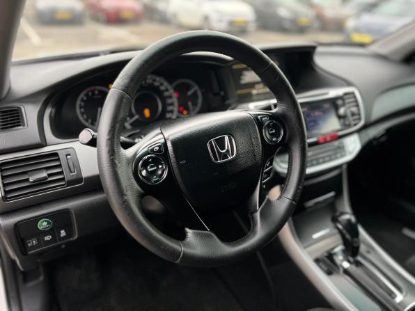 Honda Accord IX с пробегом 2013 года, цена 1 570 000 рублей, 181340 км, седан, Автокод Объявления
