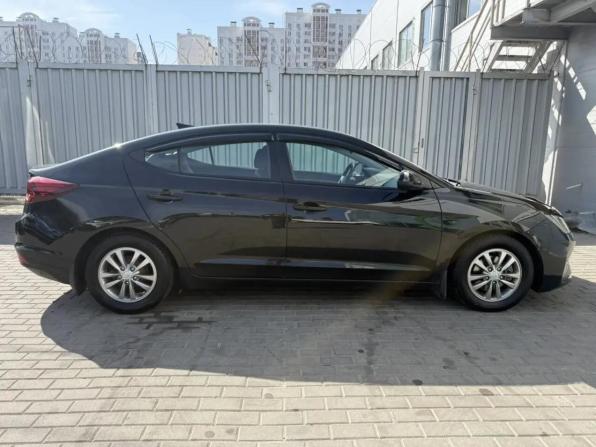 Hyundai Elantra VI (AD) с пробегом 2019 года, цена 1 249 000 рублей, 107310 км, седан, Автокод Объявления