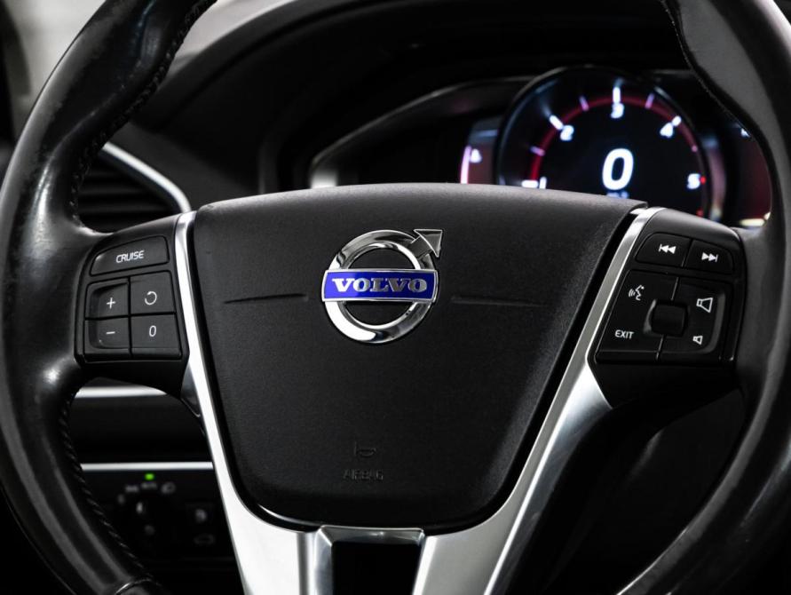 Volvo XC60 I Рестайлинг Санкт-Петербург  - изображение 12