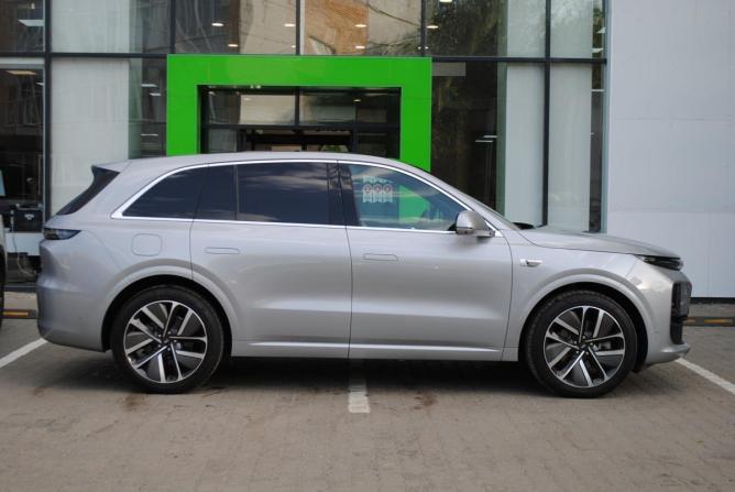 Li Auto (Lixiang) L6 с пробегом 2024 года, цена 5 899 000 рублей, 2140 км, внедорожник, Автокод Объявления