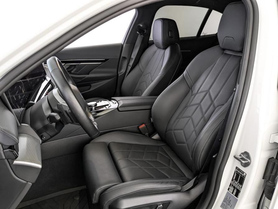 BMW 5 серии VIII (G60/G61/G68) Москва  - изображение 20