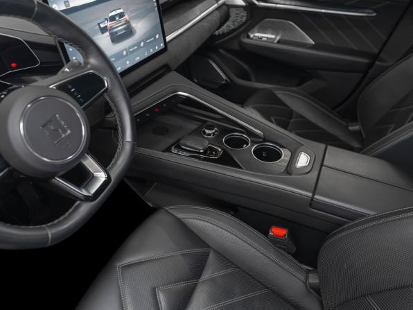 Zeekr 001 I с пробегом 2023 года, цена 4 590 000 рублей, 43530 км, хэтчбек, Автокод Объявления
