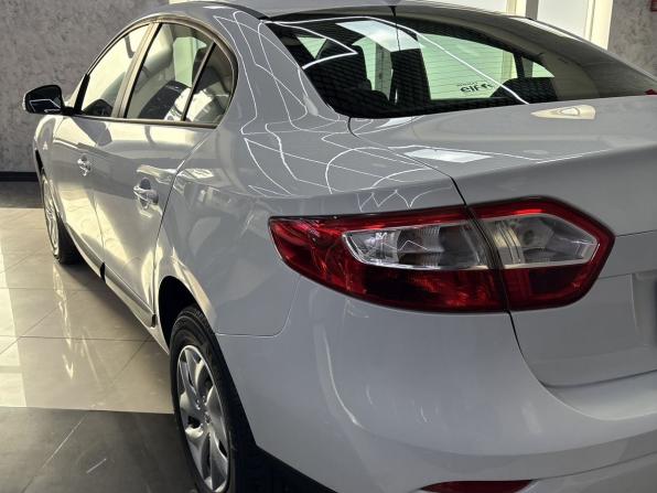 Renault Fluence I Рестайлинг с пробегом 2014 года, цена 935 000 рублей, 61086 км, седан, Автокод Объявления