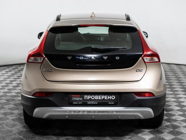 Volvo V40 II с пробегом 2013 года, цена 1 109 158 рублей, 239415 км, хэтчбек, Автокод Объявления