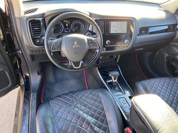 Mitsubishi Outlander III Рестайлинг 3 с пробегом 2020 года, цена 2 630 000 рублей, 94644 км, внедорожник, Автокод Объявления