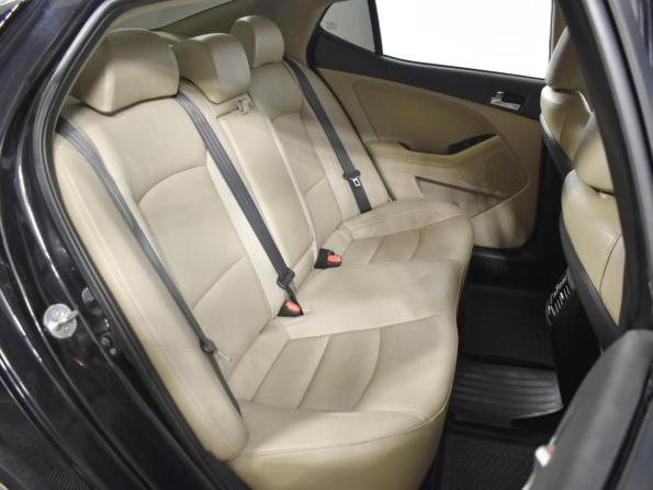 Kia Optima III Рестайлинг с пробегом 2015 года, цена 1 459 900 рублей, 181760 км, седан, Автокод Объявления