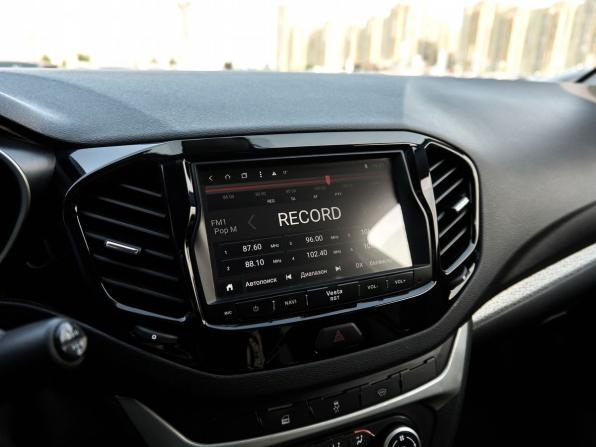 Lada (ВАЗ) Vesta I с пробегом 2018 года, цена 908 000 рублей, 138980 км, седан, Автокод Объявления