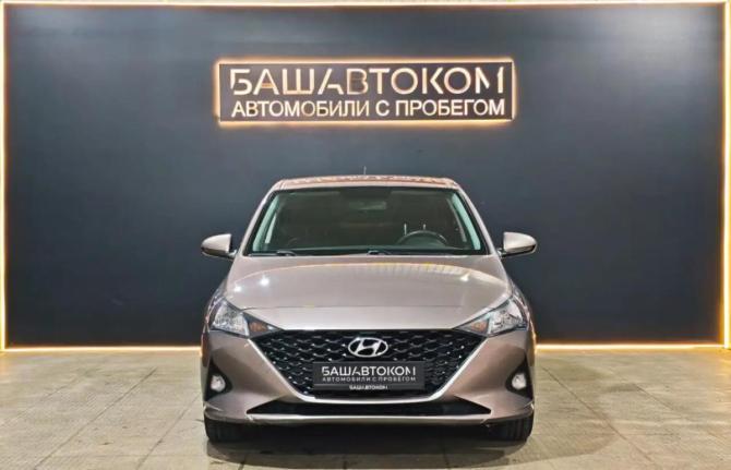 Hyundai Solaris II Рестайлинг с пробегом 2021 года, цена 1 499 000 рублей, 114287 км, седан, Автокод Объявления