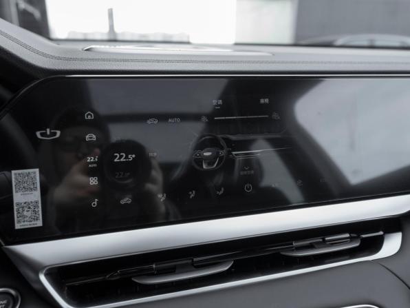 Geely Monjaro I Рестайлинг с пробегом 2025 года, цена 4 145 000 рублей, 63 км, внедорожник, Автокод Объявления