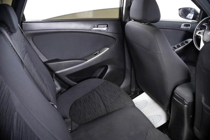 Hyundai Solaris I Рестайлинг с пробегом 2016 года, цена 899 000 рублей, 200302 км, хэтчбек, Автокод Объявления