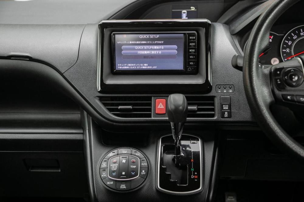 Toyota Noah III (R80) Рестайлинг Иркутск  - изображение 17