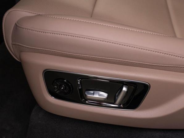 Li Auto (Lixiang) L9 II с пробегом 2026 года, цена 11 550 000 рублей, 50 км, внедорожник, Автокод Объявления