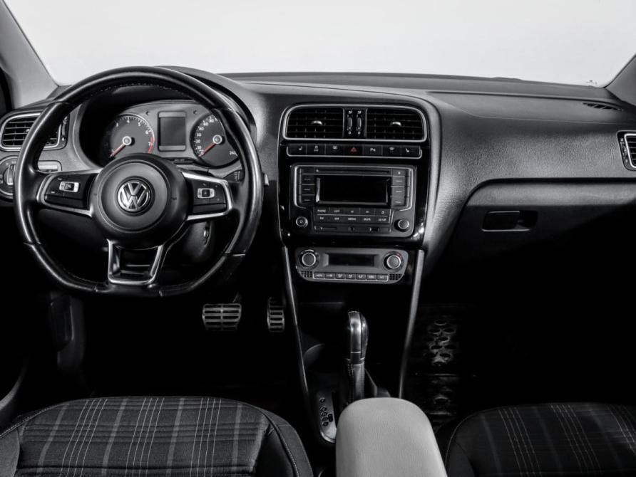 Volkswagen Polo V Рестайлинг Москва  - изображение 12