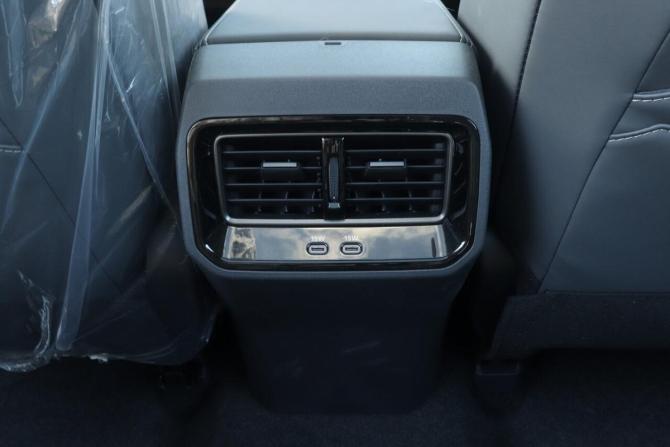 Toyota RAV4 VI (XA60) с пробегом 2026 года, цена 4 420 000 рублей, 10 км, внедорожник, Автокод Объявления