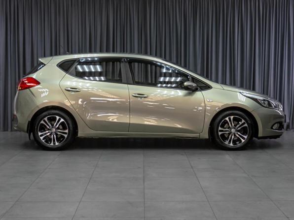 Kia Ceed II с пробегом 2015 года, цена 1 349 000 рублей, 87381 км, хэтчбек, Автокод Объявления