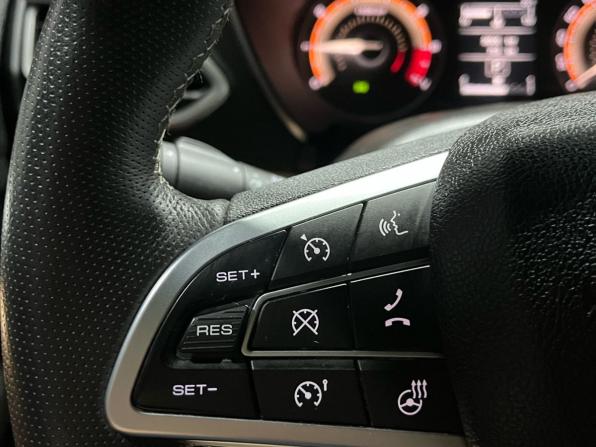 Lada (ВАЗ) Vesta I Рестайлинг (NG) с пробегом 2024 года, цена 1 450 000 рублей, 35900 км, универсал, Автокод Объявления