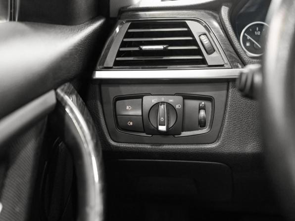BMW 3 серии VI (F3x) с пробегом 2013 года, цена 1 399 000 рублей, 224635 км, седан, Автокод Объявления