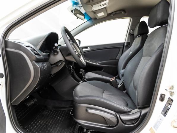 Hyundai Solaris I Рестайлинг с пробегом 2015 года, цена 1 098 000 рублей, 158203 км, хэтчбек, Автокод Объявления