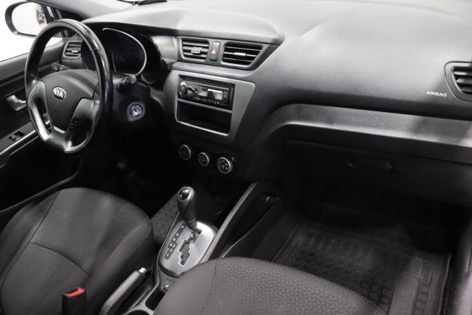 Kia Rio III Рестайлинг с пробегом 2015 года, цена 873 000 рублей, 123280 км, седан, Автокод Объявления