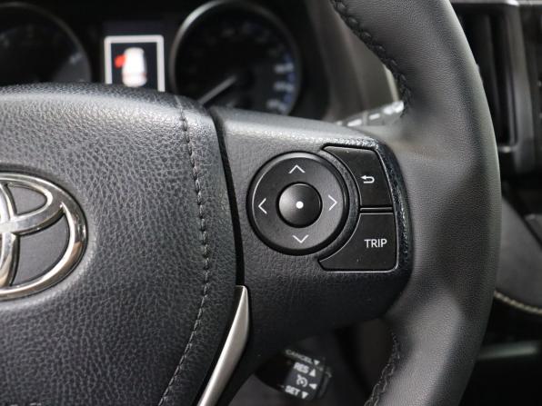 Toyota RAV4 IV (XA40) Рестайлинг с пробегом 2015 года, цена 2 450 000 рублей, 133613 км, внедорожник, Автокод Объявления