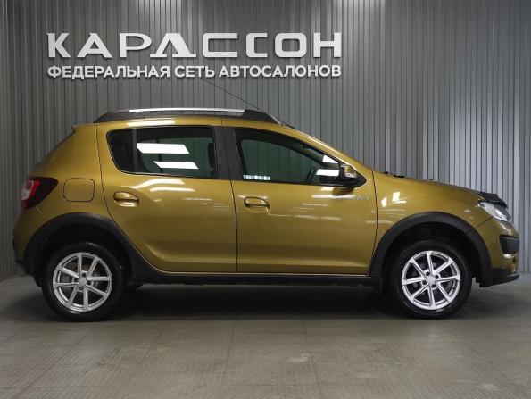 Renault Sandero II с пробегом 2016 года, цена 999 000 рублей, 85233 км, хэтчбек, Автокод Объявления