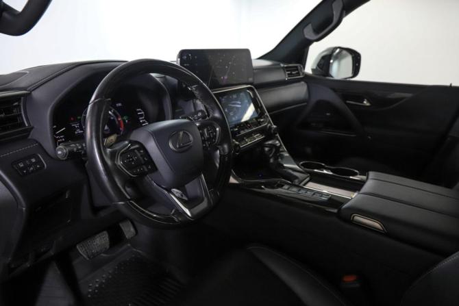 Lexus LX IV с пробегом 2023 года, цена 15 300 000 рублей, 37182 км, внедорожник, Автокод Объявления