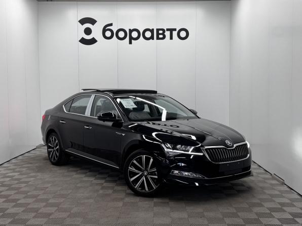 Skoda Superb III Рестайлинг с пробегом 2025 года, цена 3 170 000 рублей, 63 км, лифтбек, Автокод Объявления
