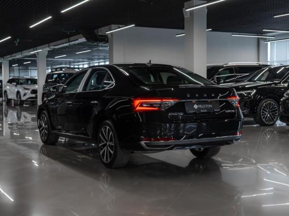 Skoda Superb III Рестайлинг с пробегом 2025 года, цена 3 255 000 рублей, 13 км, лифтбек, Автокод Объявления
