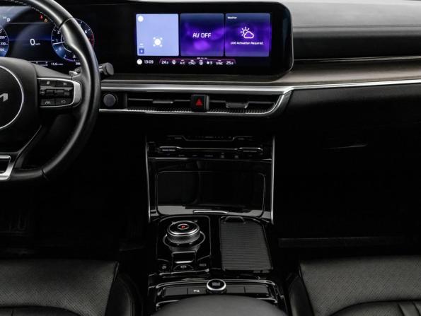 Kia K5 III с пробегом 2022 года, цена 2 499 000 рублей, 38599 км, седан, Автокод Объявления