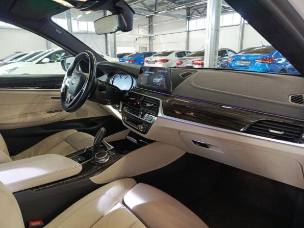 BMW 5 серии VII (G30/G31/G38) с пробегом 2017 года, цена 3 040 000 рублей, 166400 км, седан, Автокод Объявления