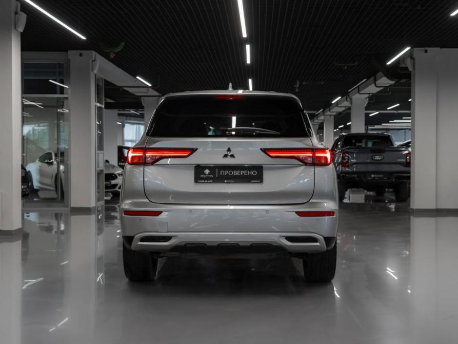 Mitsubishi Outlander IV Москва  - изображение 6