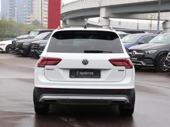 Volkswagen Tiguan II с пробегом 2019 года, цена 2 330 000 рублей, 114617 км, внедорожник, Автокод Объявления