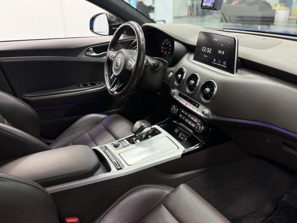 Kia Stinger I с пробегом 2018 года, цена 2 300 000 рублей, 143720 км, лифтбек, Автокод Объявления