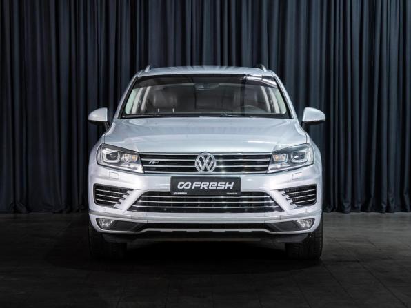Volkswagen Touareg II Рестайлинг с пробегом 2016 года, цена 3 280 000 рублей, 199125 км, внедорожник, Автокод Объявления