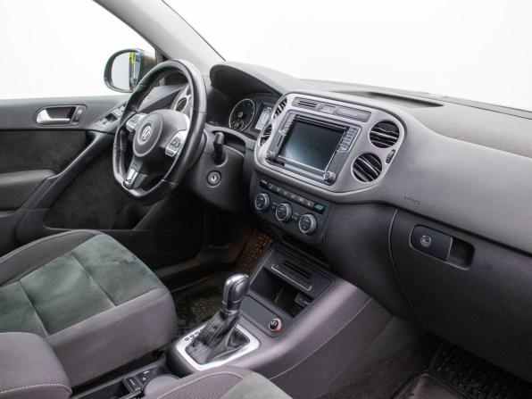 Volkswagen Tiguan I Рестайлинг с пробегом 2016 года, цена 1 760 000 рублей, 106110 км, внедорожник, Автокод Объявления