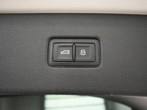 Audi Q7 II (4M) Рестайлинг с пробегом 2022 года, цена 6 998 000 рублей, 84592 км, внедорожник, Автокод Объявления